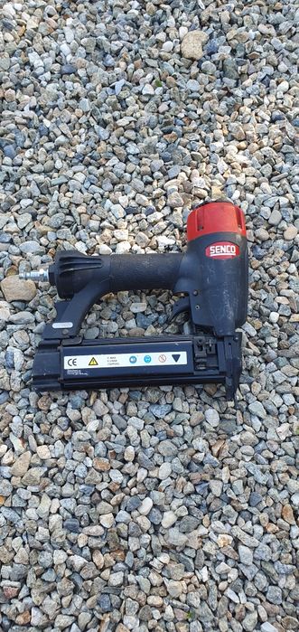 Pistol cuie de finisaj Senco