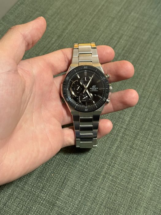 Casio efs-S560DB-1AVUEF