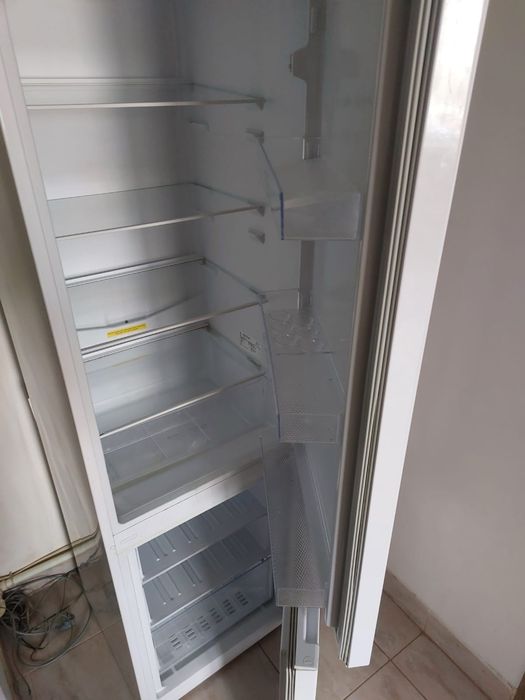 Inchiriez apartament