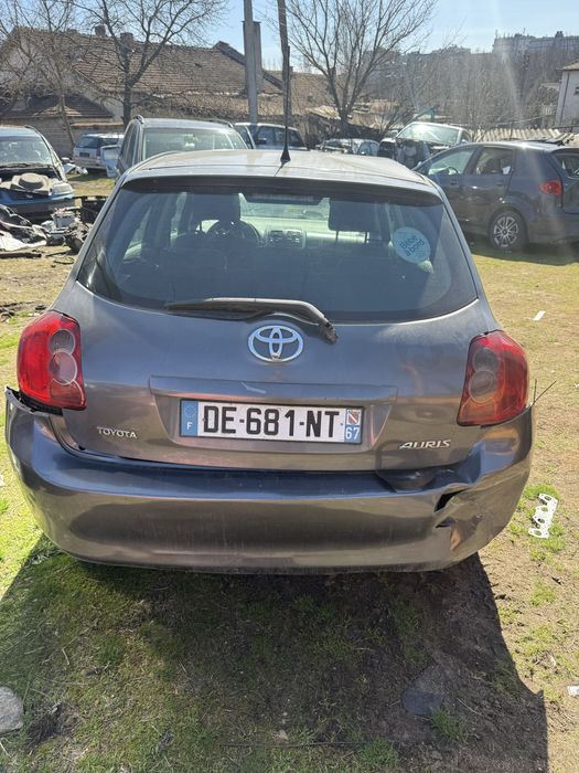 Toyota auris na chasti тойота аурис на части