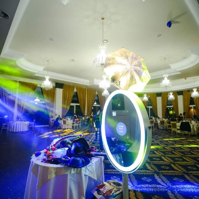 Magic Mirror,photo booth,cabina foto,oglinda magica,fum greu,artificii