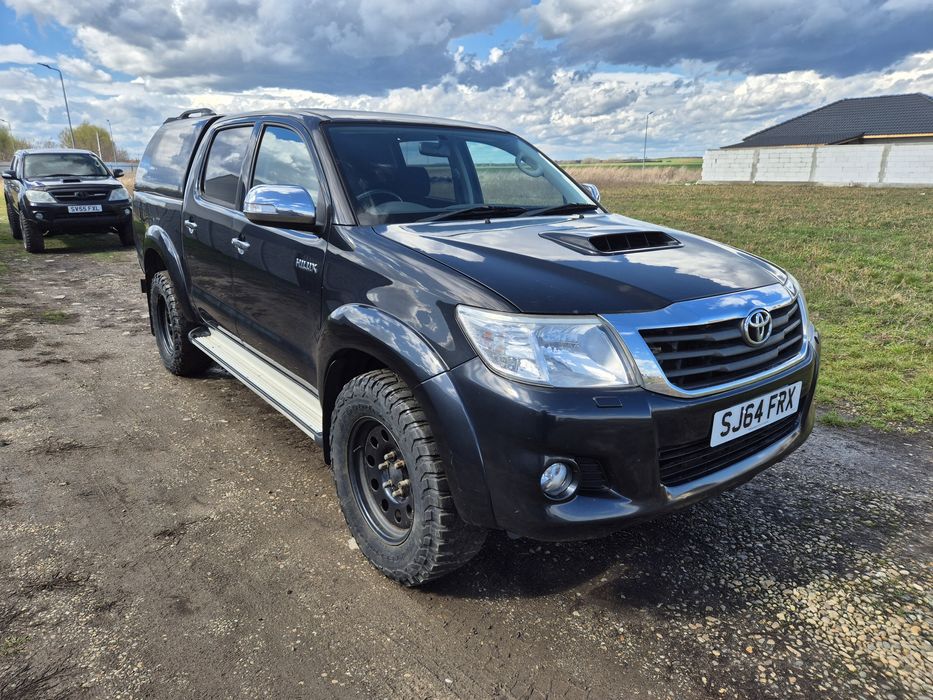 Dezmembrez Toyota Hilux 2012-2016 2.5 2KD-FTV