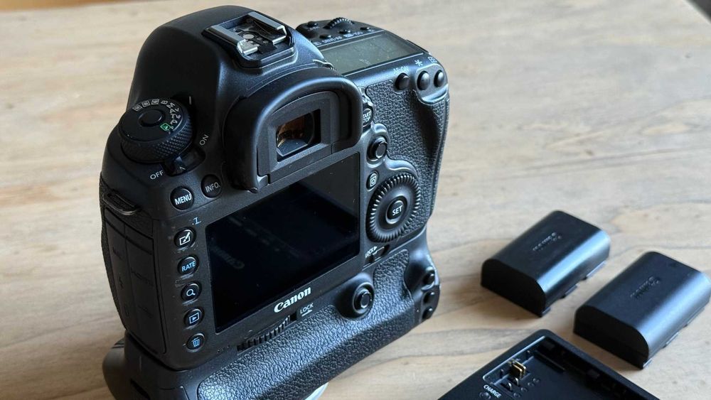 Продавам Canon 5ds 50Mpx - Перфектно състояние!