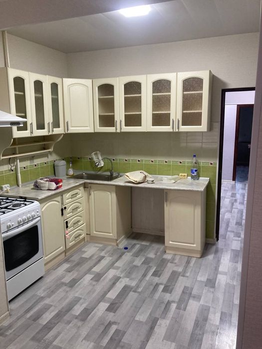 Продам квартиру массив куйлюк 6 дом 12 кв 53