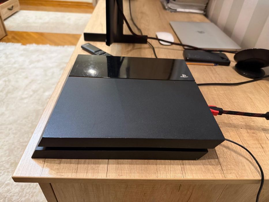 Playstation 4 fat