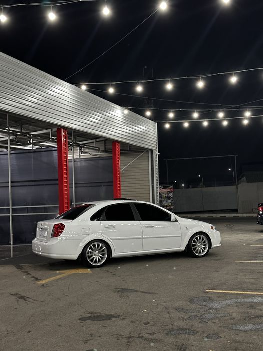 ОПТРА Диски R17 оригинал, ровные, без трещин