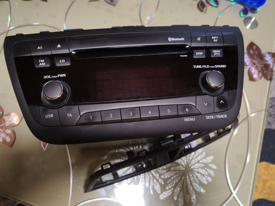 Радио,СД,блутут, за  джип Сузуки  2015