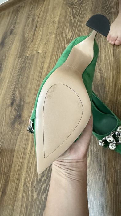 Продаю туфли