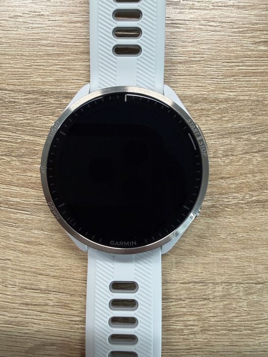 Продам Garmin Forerunner 965