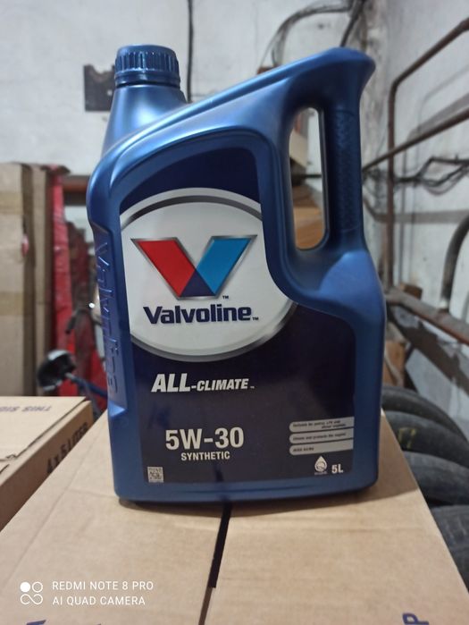 Оригинальное моторное масло