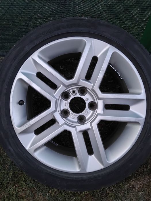Джанти 17'' 5x108 Louxor с летни гуми 225/45/17
