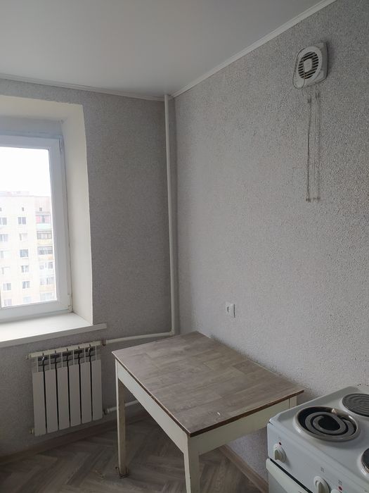 Продам 3 комн. квартиру . Энергетиков 83.