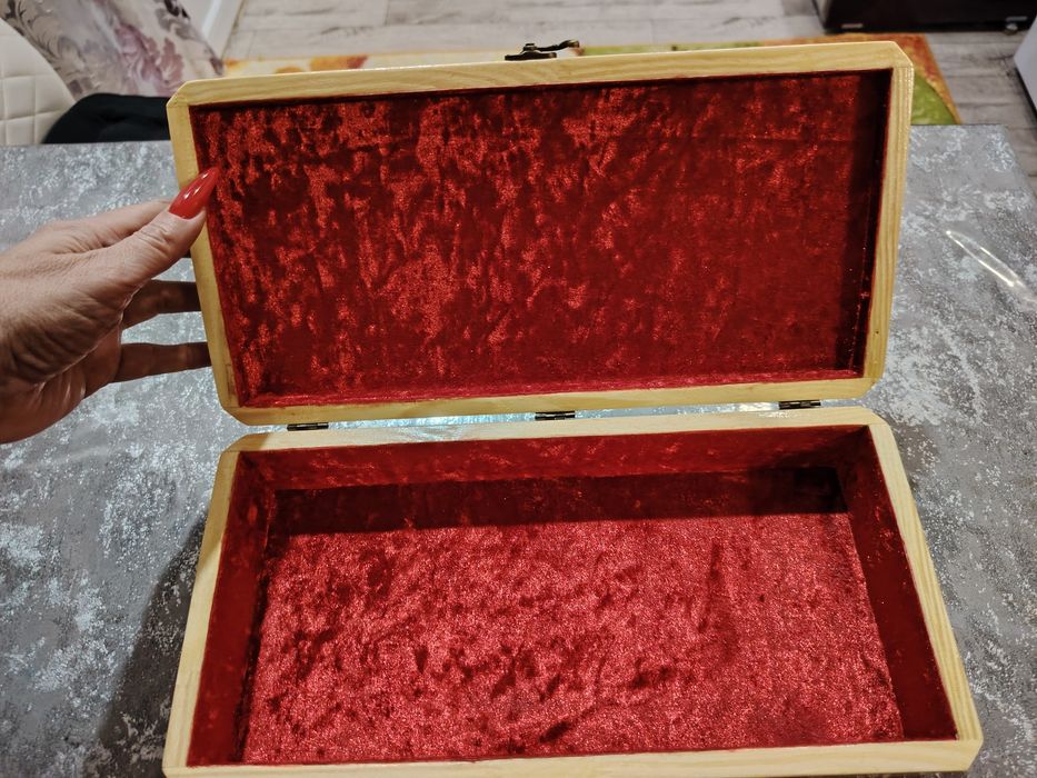 Шкатулка - ларец! Ручной работы!