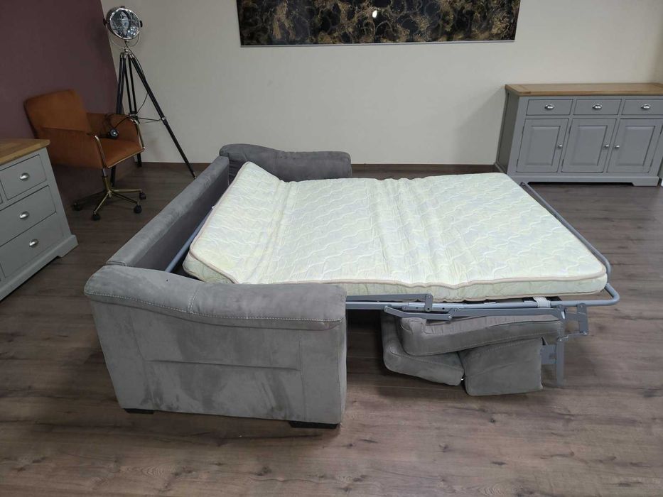 Светло сив диван тройка от плат с функция сън