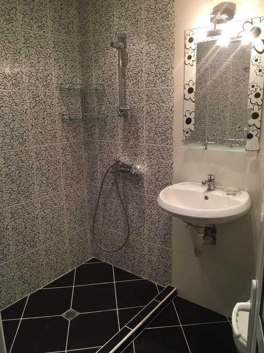 Продава се Двустаен апартамент в Варна, Окръжна болница - 65 кв.м за 12 €/кв.м - Снимка #6