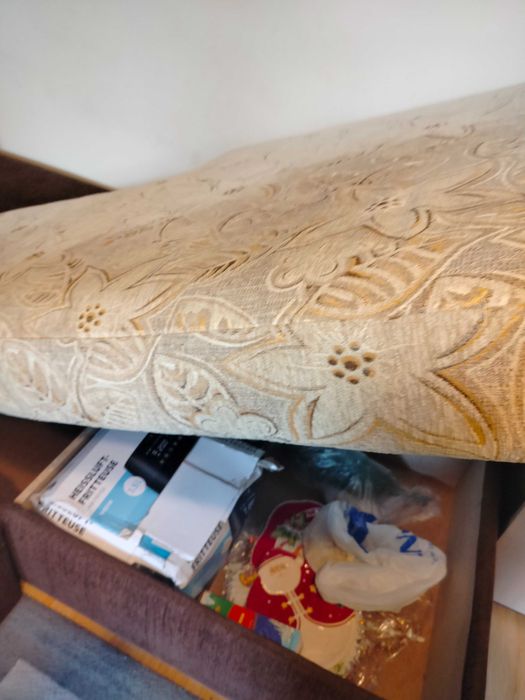 Разтегателни  дивани