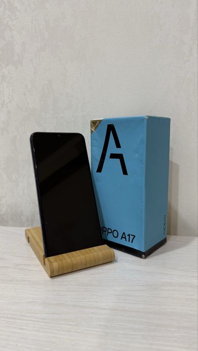 Oppo A17 смартфон