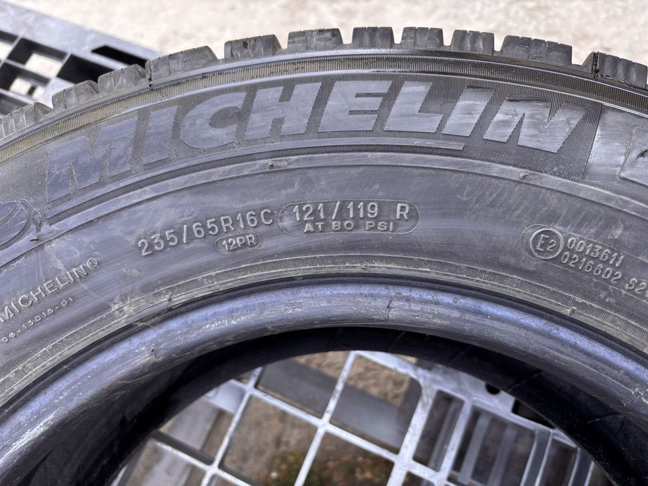 235/65/16 Michelin 2бр 2025