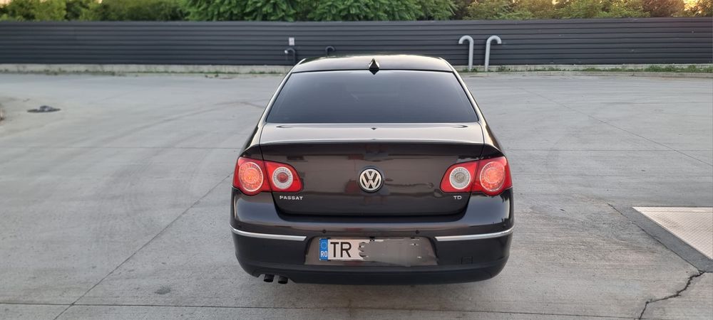 Wv Passat B6 1.9 TDI Unic Proprietar