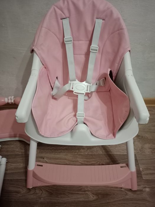 Детский стульчик трансформер для девочки.