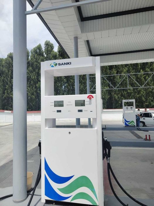 Бензакалонка Lukoil.Бензоколонка BENZAKOLONKA  1. 2. 6. 8.рукавные AZS