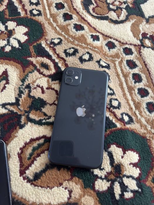 IPhone 11 с гарантией