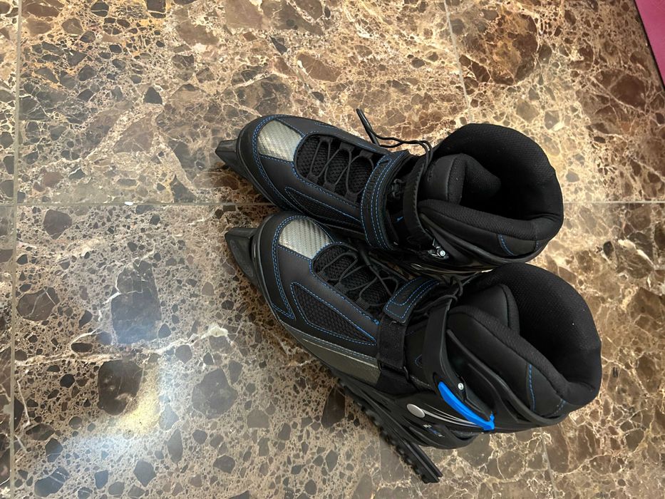 Коньки, взрослые