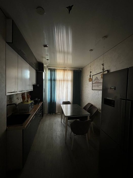 3 xonalkvartira, Zarafshon Golden House
