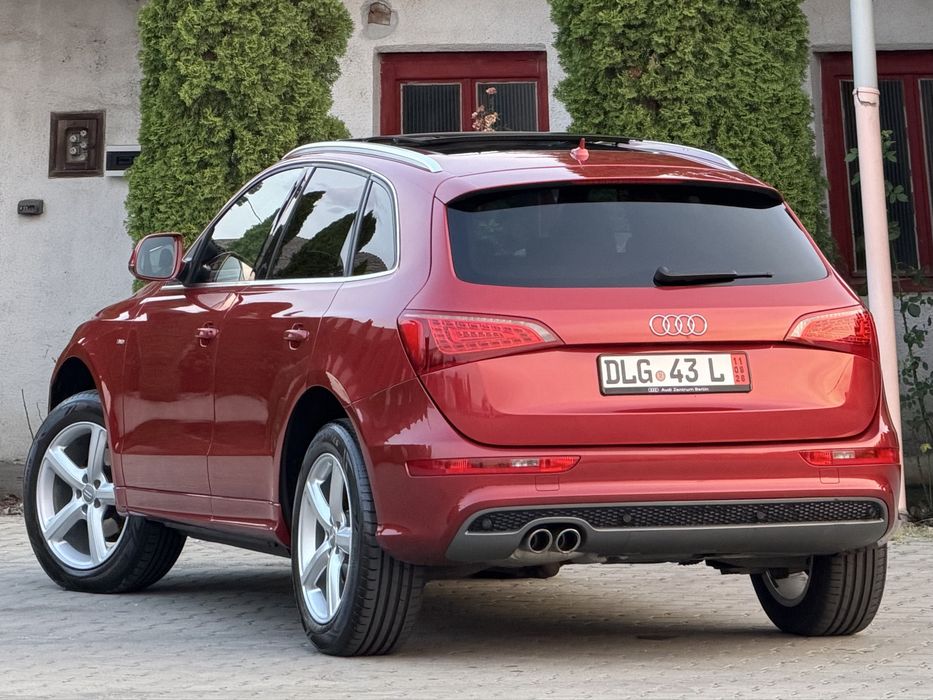 Audi Q5 Deosebit ( Quattro / 3x S-Line ) FULL LED , By-Xenon , Panoramic , Alcantara , Moduri Condus , Navigație Mare , Difuzor bară , Start/Stop