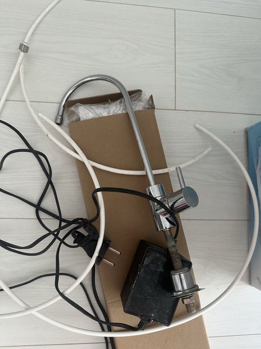 Продается фильтр воды Аура