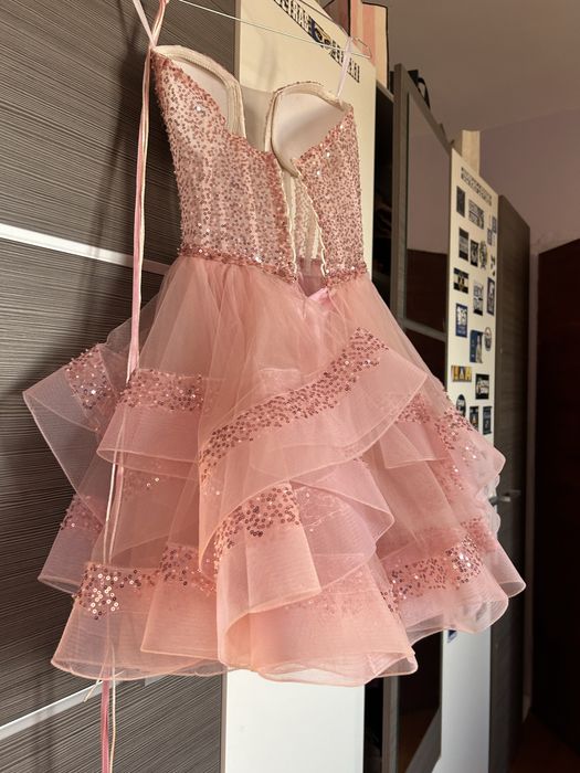 Бална рокля от две части