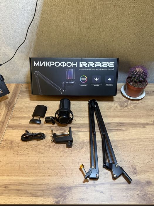 микрофон с кронштейном