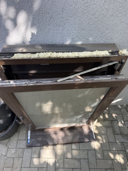 Geam Termopan Stejar Inchis Rehau 88x116