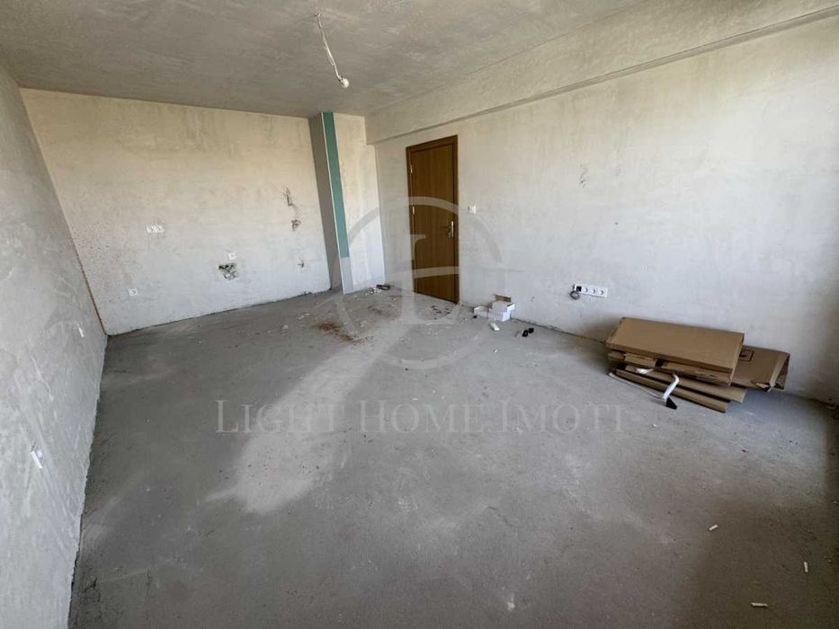 Продава се Двустаен апартамент в Пловдив, Тракия - 60 кв.м за 1359 €/кв.м - Снимка #1