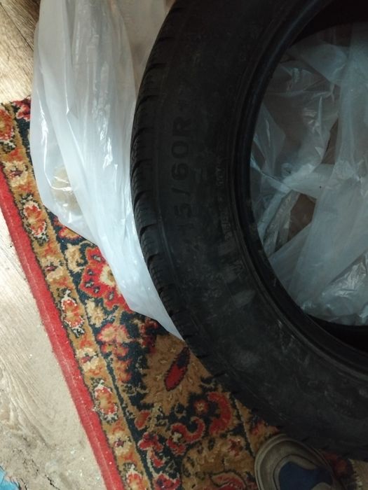 Шины 215/60R17 новый