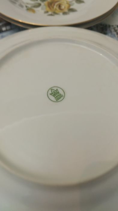 Набор тарелок KAHLA