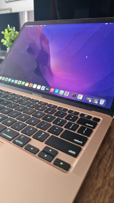 MacBook Air 13” 2020 Rose Gold, Retina, 8GB RAM, Intel i3