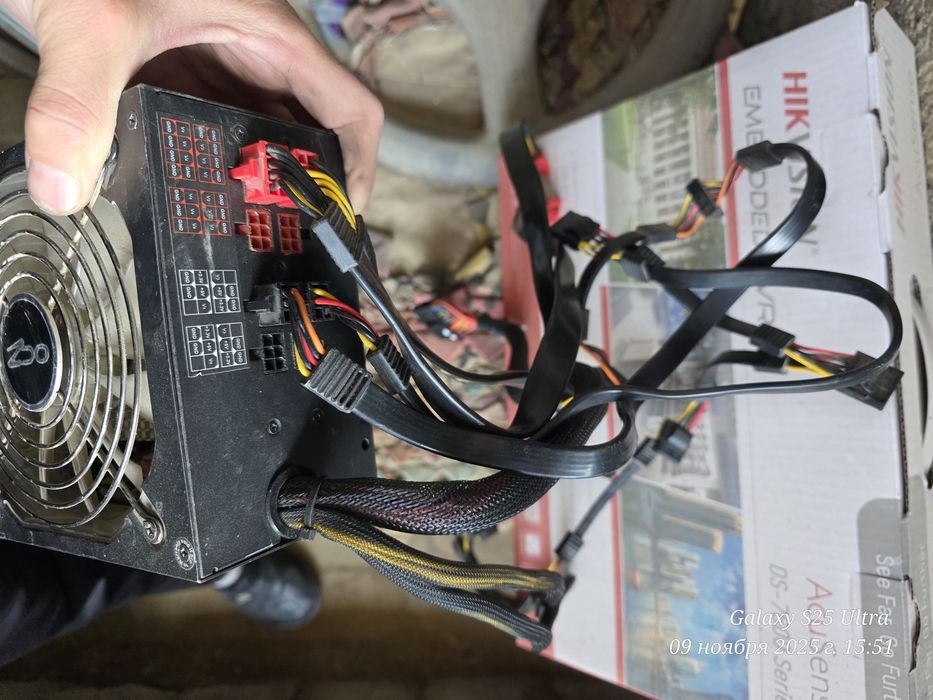 Блок питаня на750 ватт