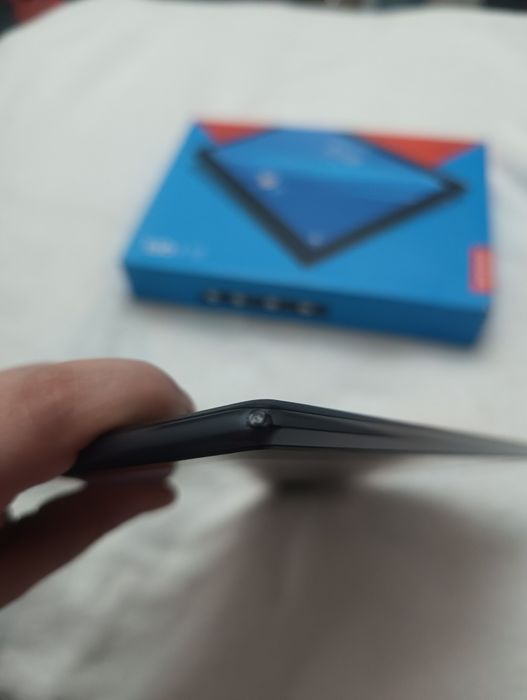 Таблет Lenovo Tab 4 10 2GB/16GB