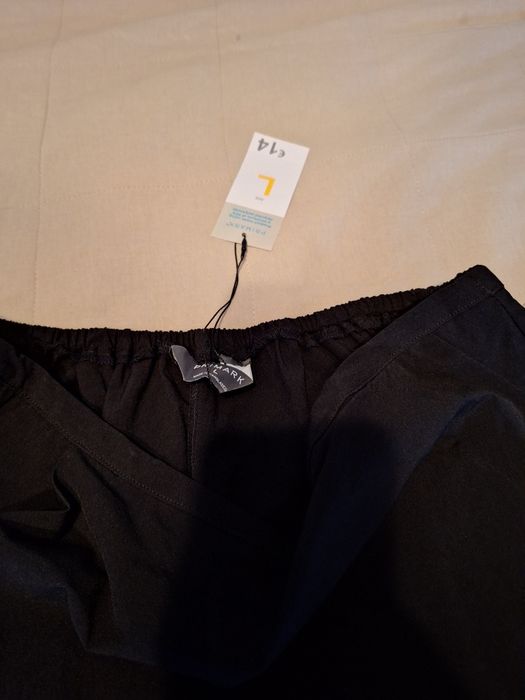Пола, р-р L,  Primark, лека материя, с етикет