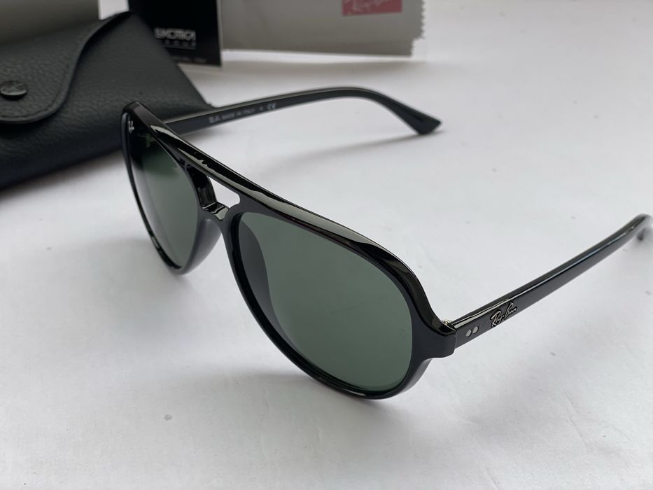 Ochelari de soare RAY BAN 4125 Cats 5000 Noi