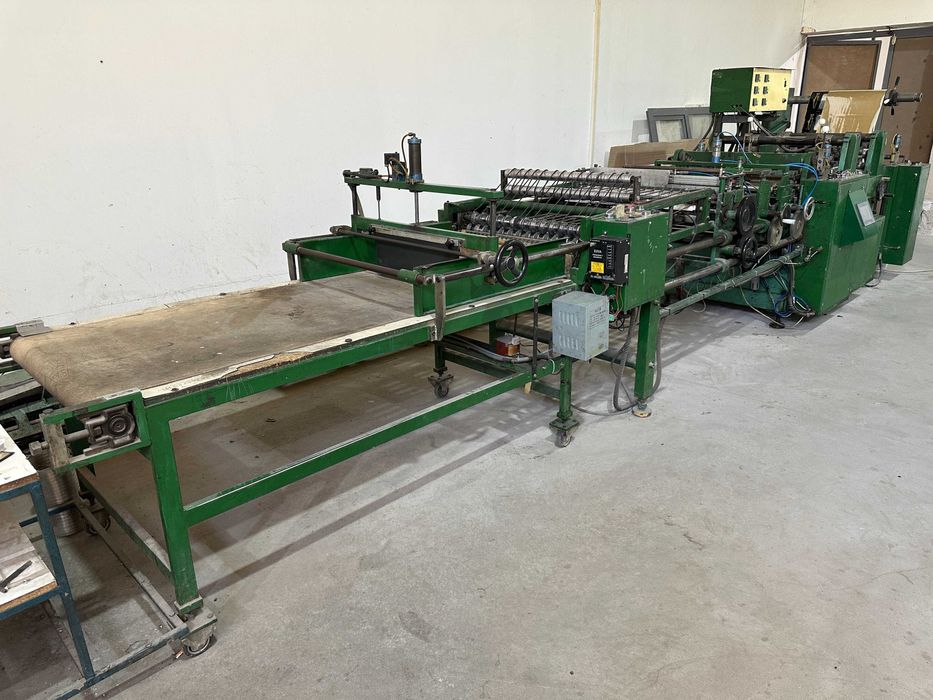 Автомат за конфекция на пликове с тристранен шев със серво мотор