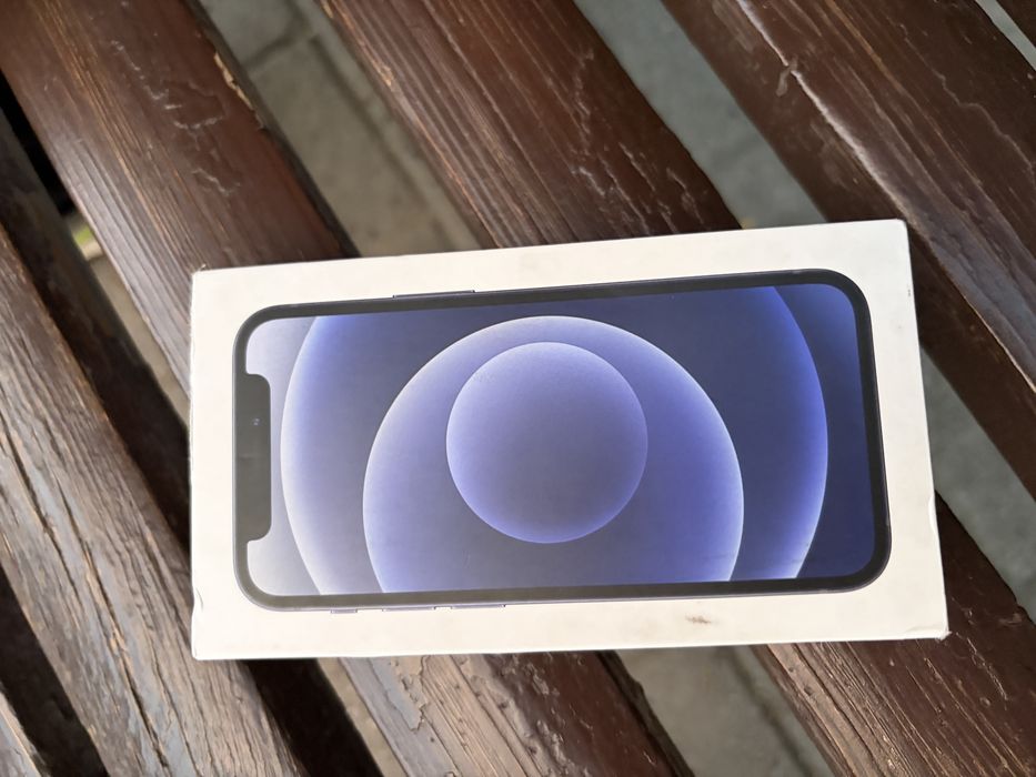 Продам iphone 12mini