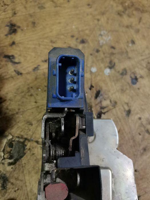 Бмв - Е36/ Е34, замки дверей.