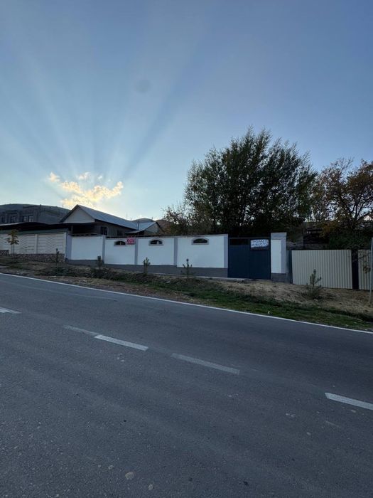 Chimgan yetmasdan yer sotladi