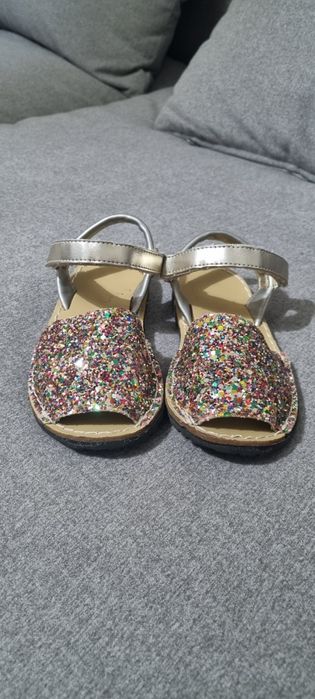 Sandale fetite  marime 27