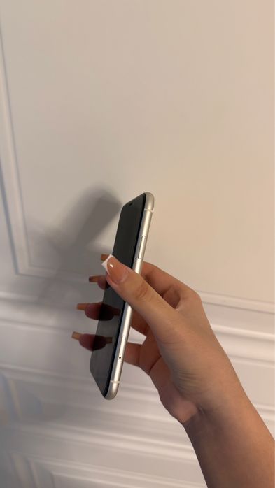 Iphone 11 64гб продается срочно