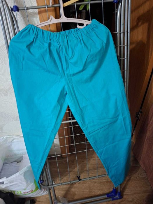 Медицинские халаты и форма