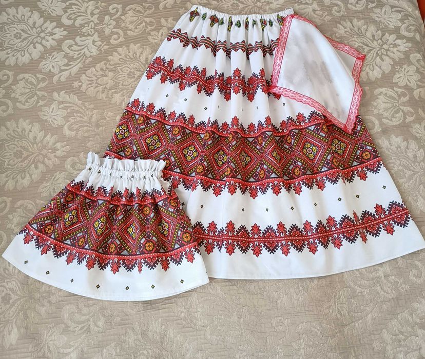 Рокля с народни мотиви