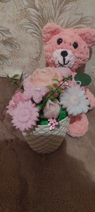 Плетено мече с букет от свещи